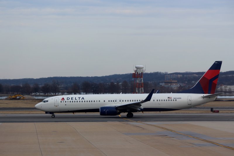 Embraer 190 Delta Airlines