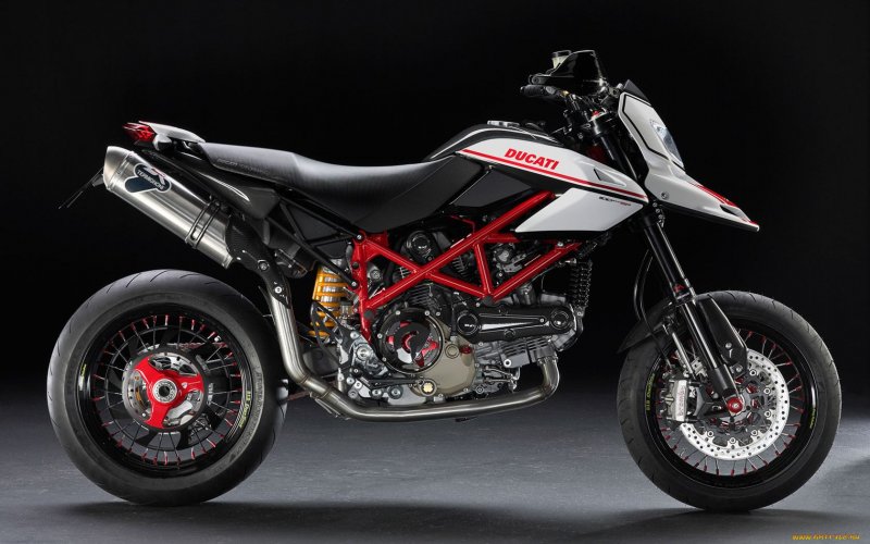 Ducati Hypermotard 1100 EVO