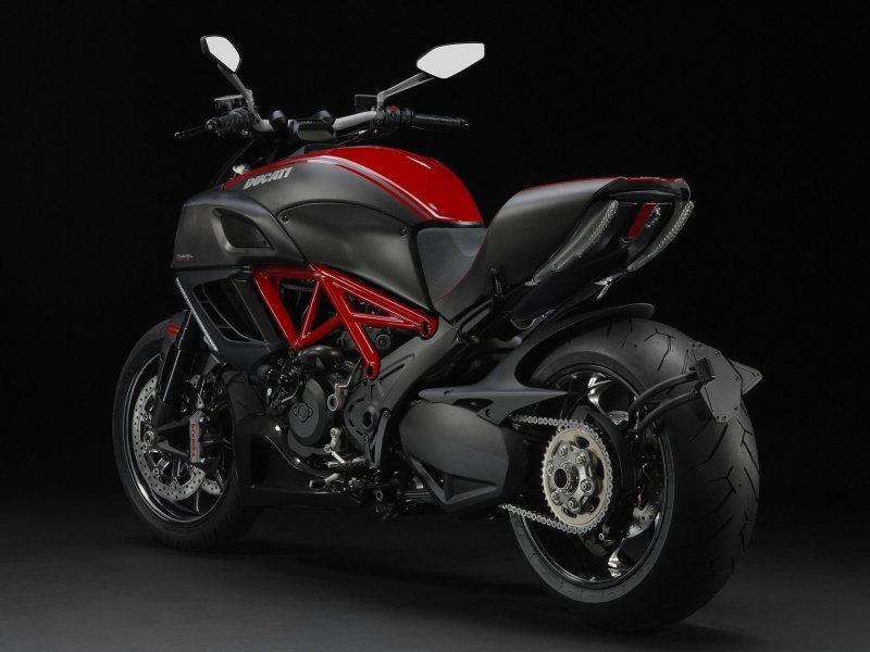 Ducati Diavel Carbon 2018