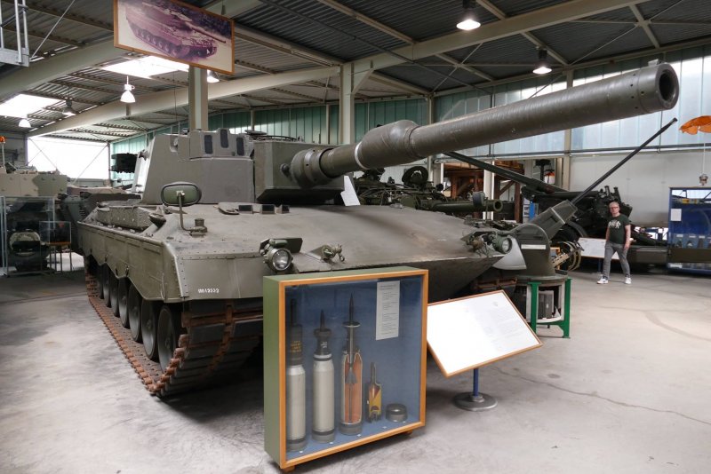 Автомат заряжания леопард 2
