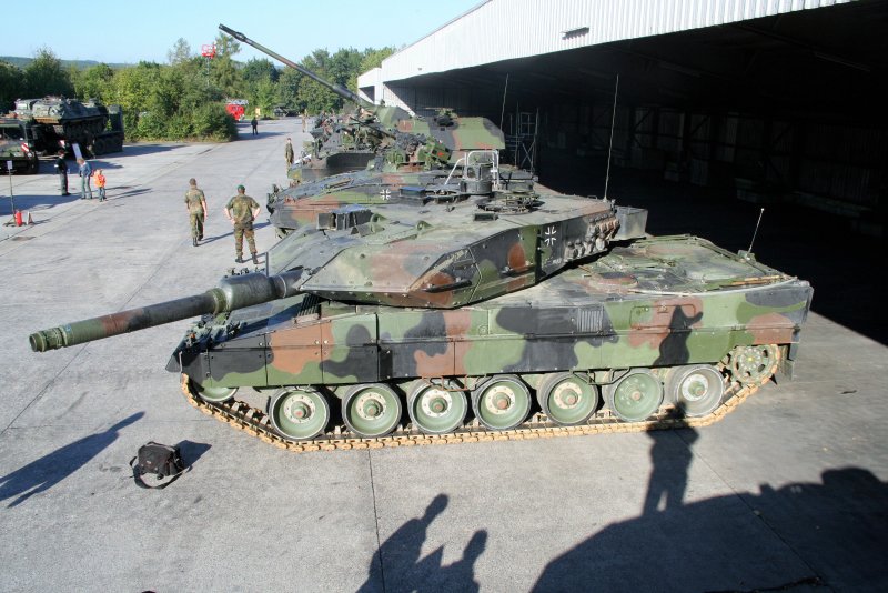 Танк Leopard 2a6