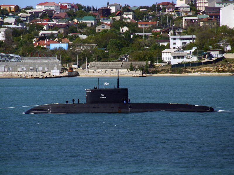 Подводная лодка Черноморского флота "Ростов-на-Дону"