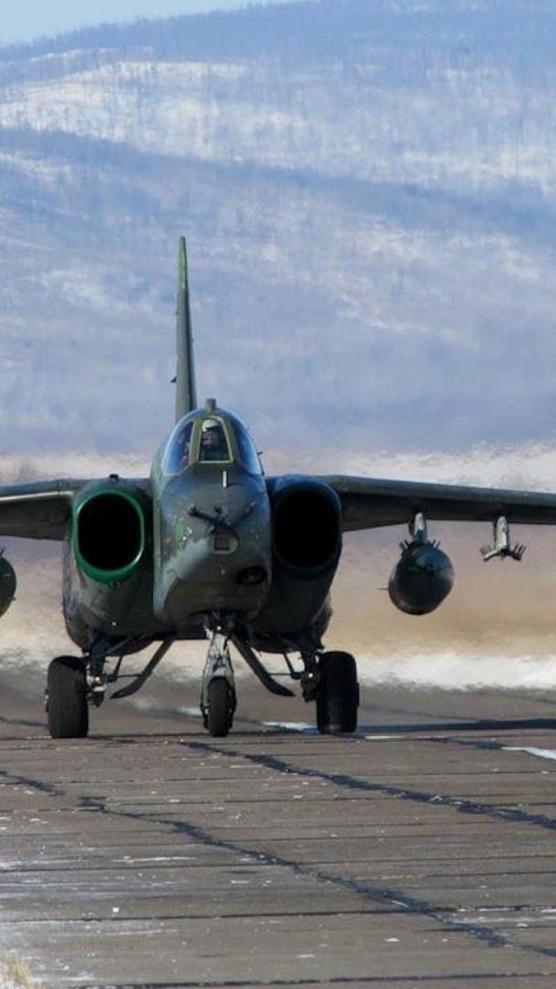 Штурмовик Су-25 Грач
