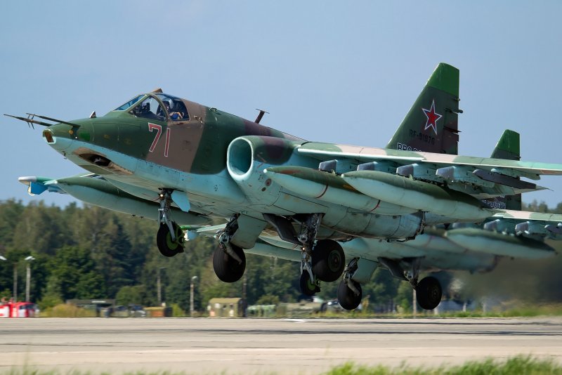 Грач самолет Су 25
