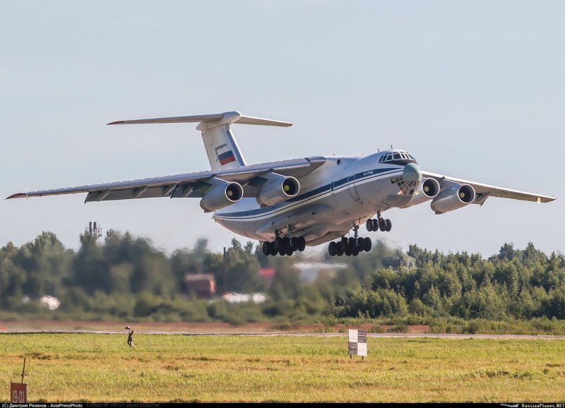 День ВВС ил 76
