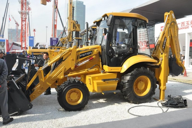 Экскаватор погрузчик Lovol flb468-II