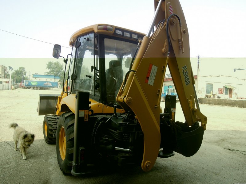 Экскаватор-погрузчик foton flb468