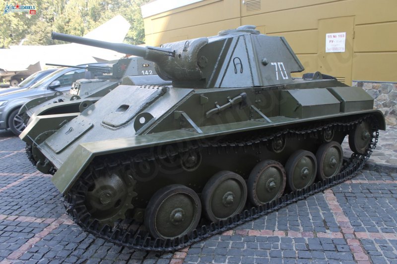 Т-70 лёгкий танк музей Вадима Задорожного