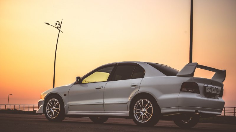 Mitsubishi Галант 8