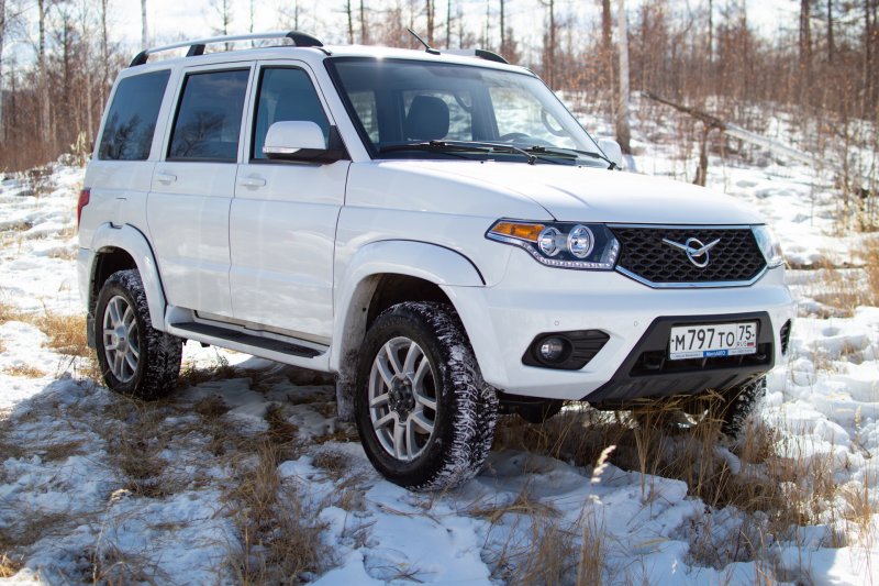 UAZ Patriot 2021 белый