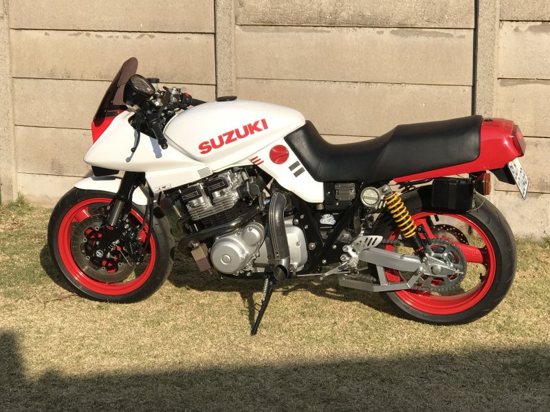 Suzuki GSX 750 F