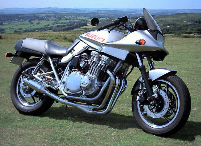 Suzuki Katana 750