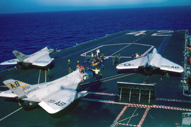 F4d-1 SKYRAY