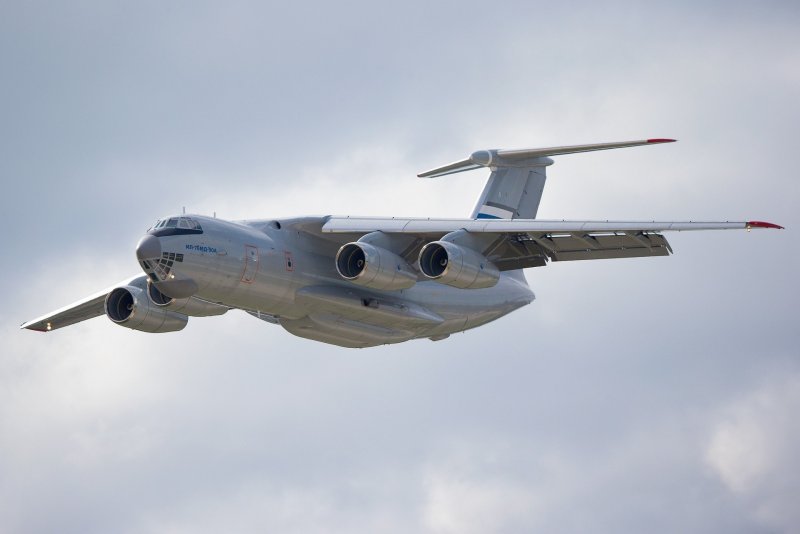 Самолёт ил-76мд-90а