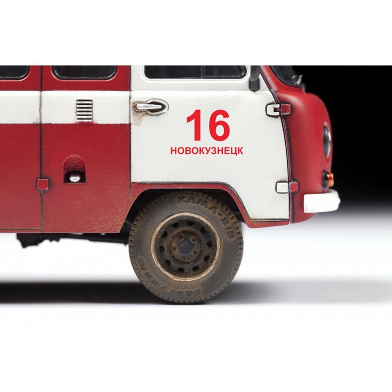 Сборная модель zvezda УАЗ 3909 пожарная служба (43001) 1:43