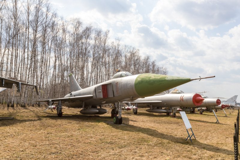 Су 15 Ути самолет