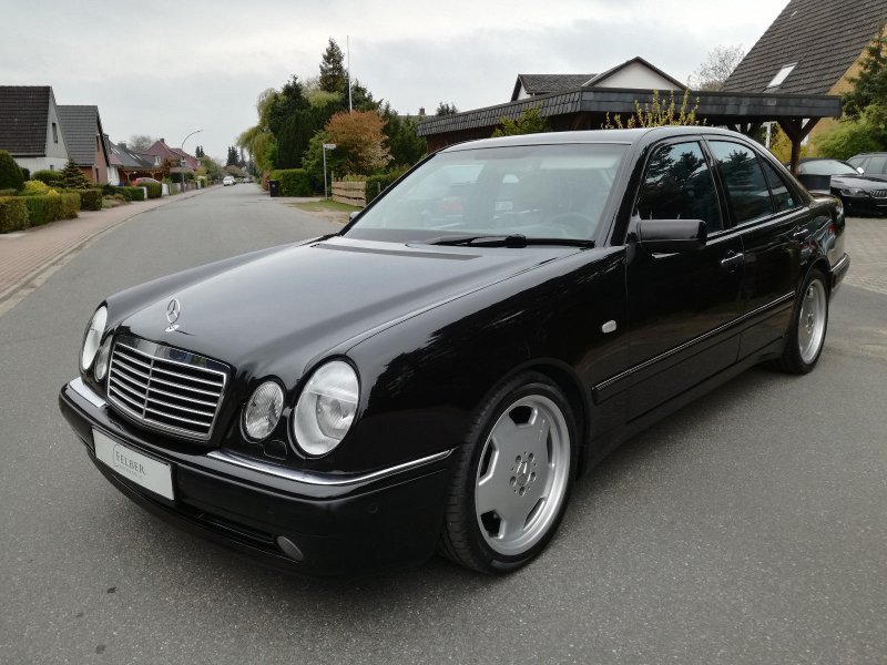 Mercedes-Benz w210
