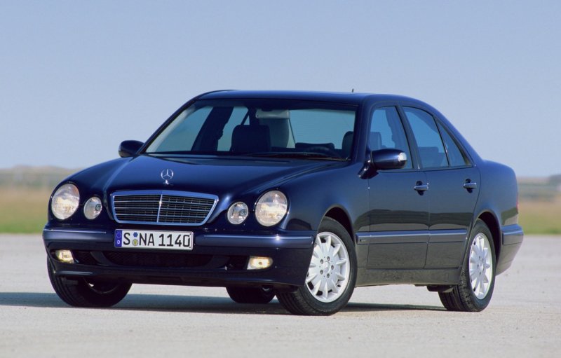 Mercedes-Benz w210
