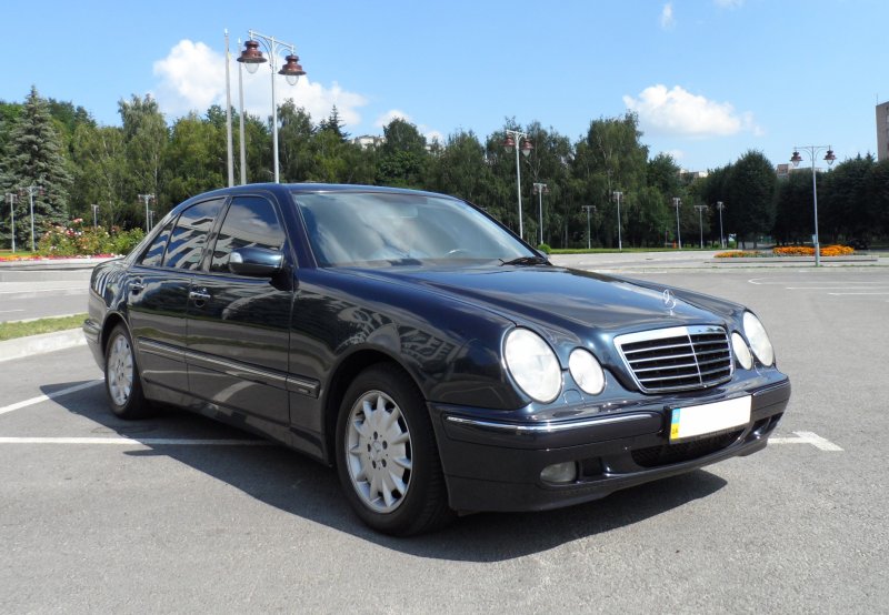 Mercedes Benz w210 1996