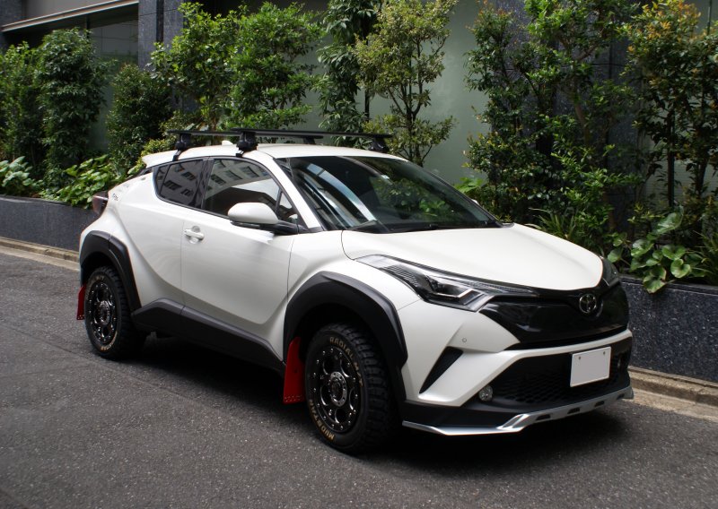 Toyota c-HR 2000