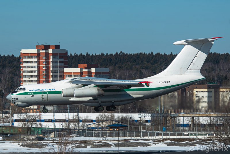 Самолет 2021