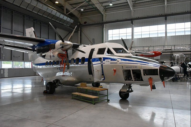 Самолёт л-410 УВП-е20