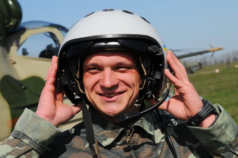 Пилот боевого вертолета