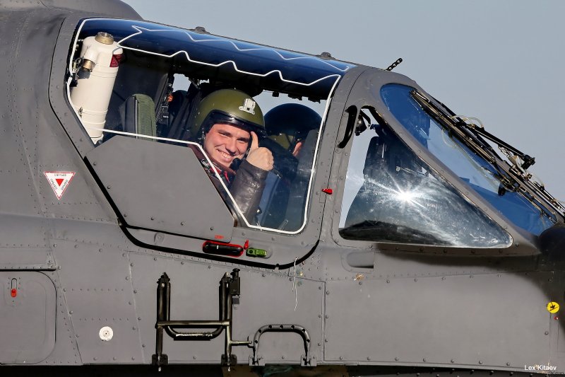 Пилот военного вертолета