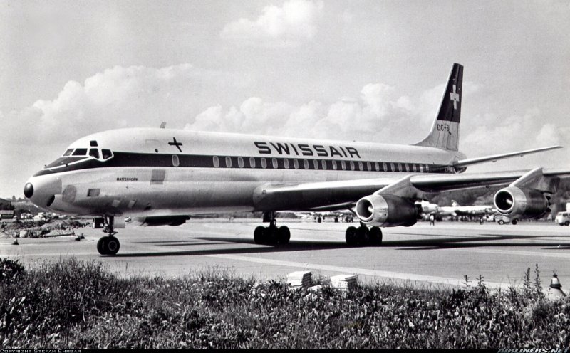 Douglas DC-8 SKYBUS
