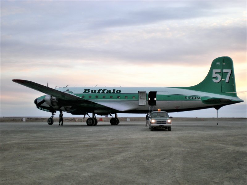 Самолёт Дуглас DC-3 рейс 914
