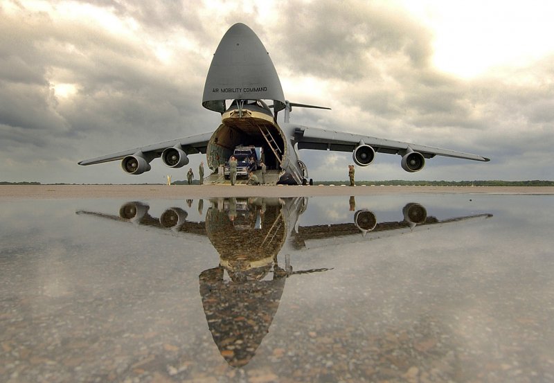 Lockheed c-5 Galaxy АН 124