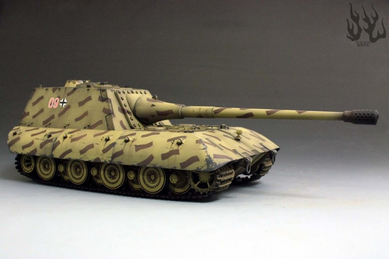 Jagdpanzer e100 Amusing Hobby