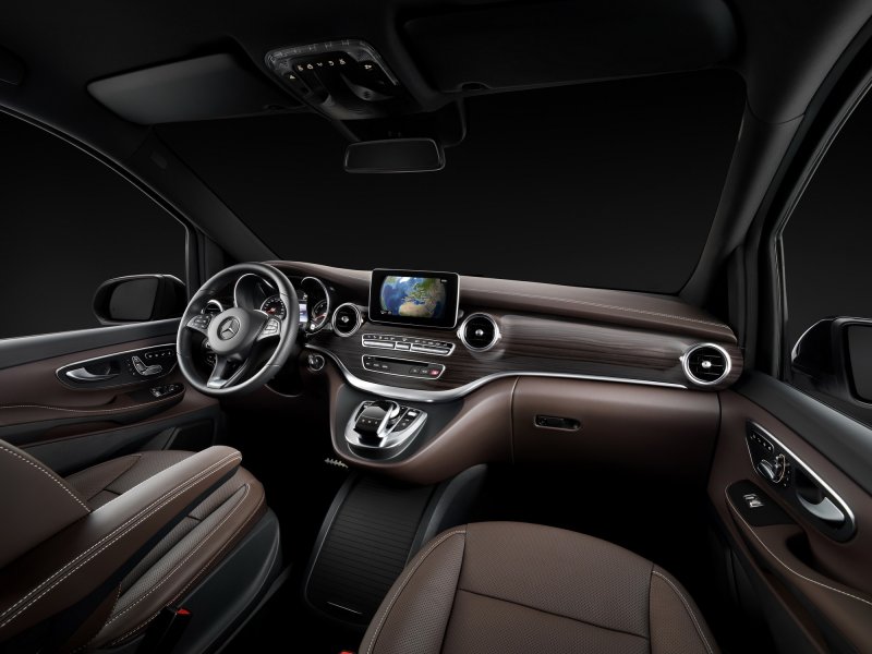 Mercedes Benz v class 2015