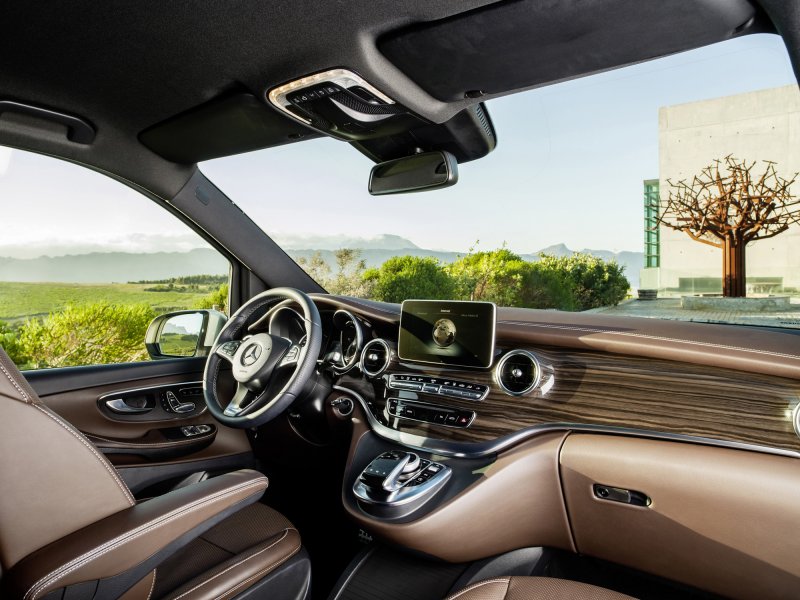 Mercedes-Benz v-class w447