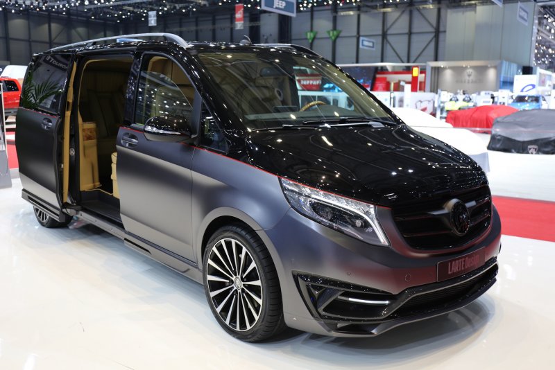 Mercedes v class