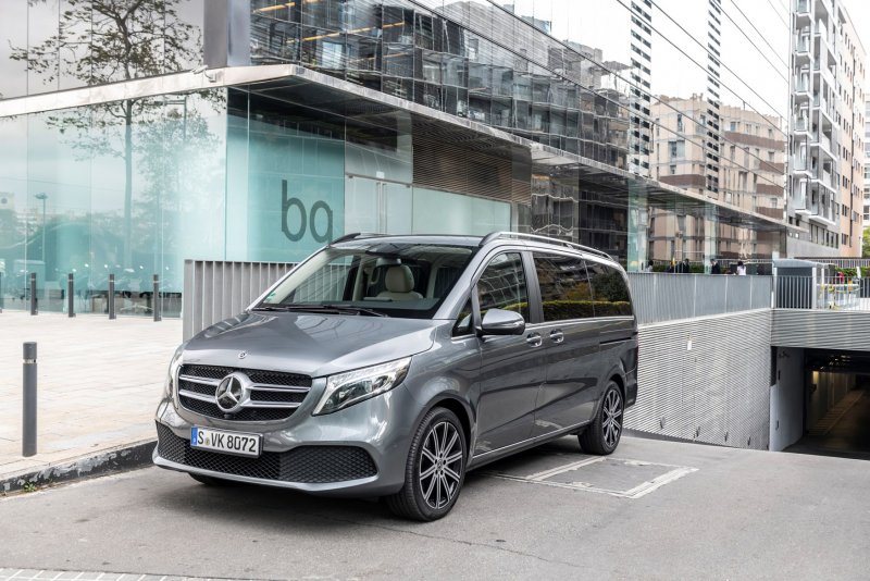 Mercedes Benz v class 2020