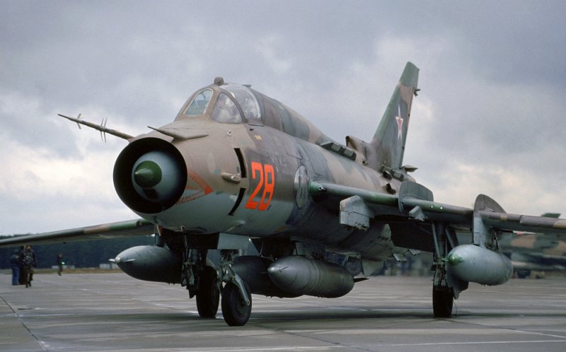 Истребитель-бомбардировщик Су-17м3