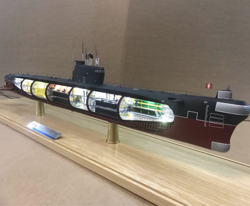Макет подводной лодки «ТК-208 Дмитрий Донской»
