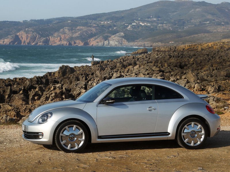 Volkswagen New Beetle 2013