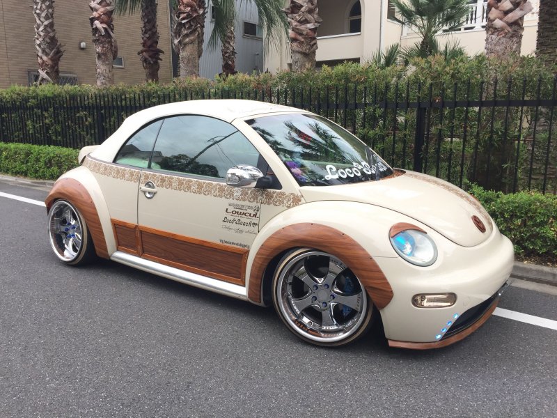 Фольксваген New Beetle 2020 ретро
