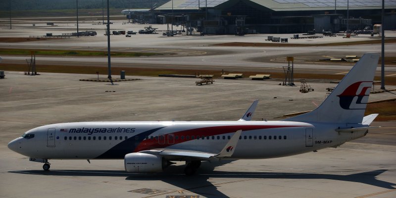 Embraer 170 Regional Jet s7 салон