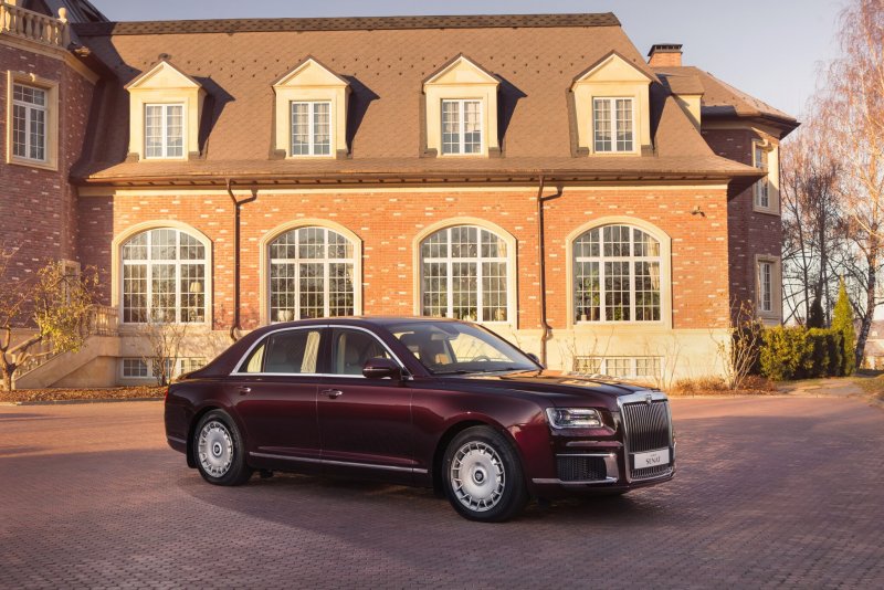 Машина Аурус s600