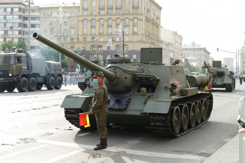 Самоходка Су-100