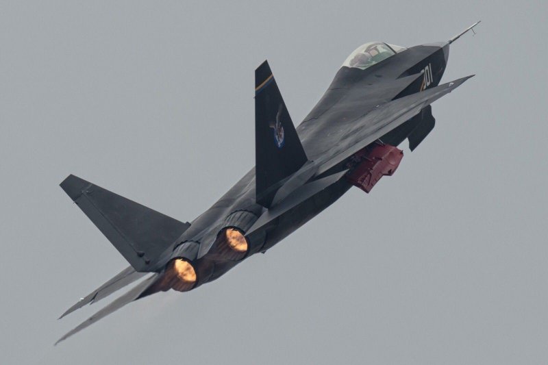 J-31 истребитель палубный