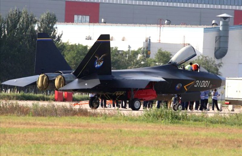 FC-31 истребитель