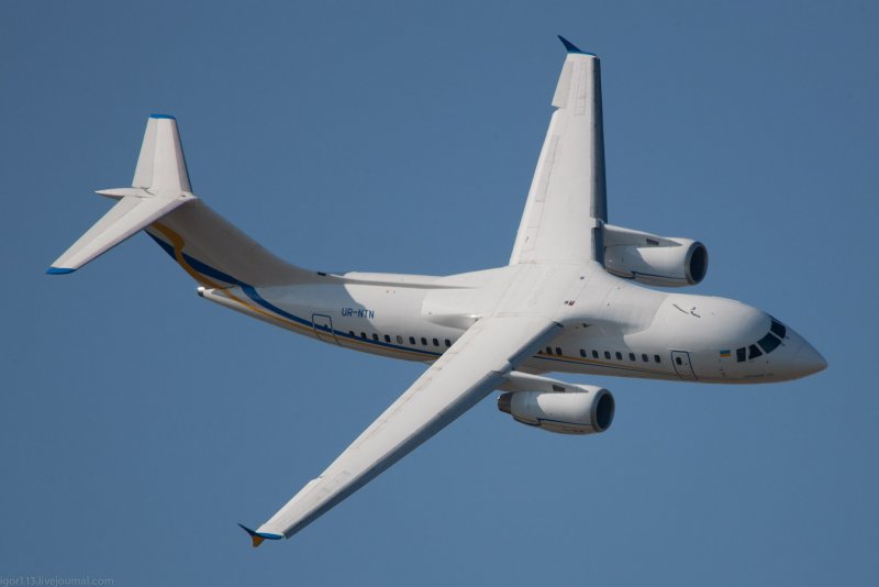 АН-158 самолёт