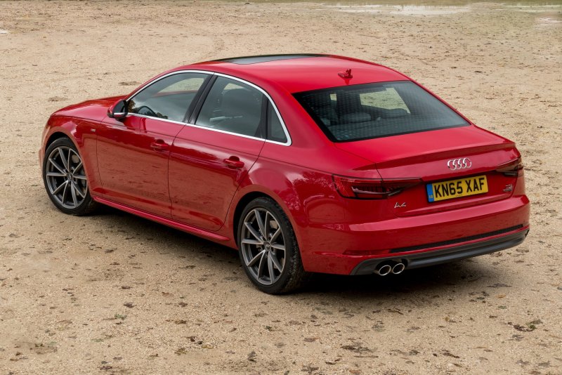 Audi a4 b9 2015