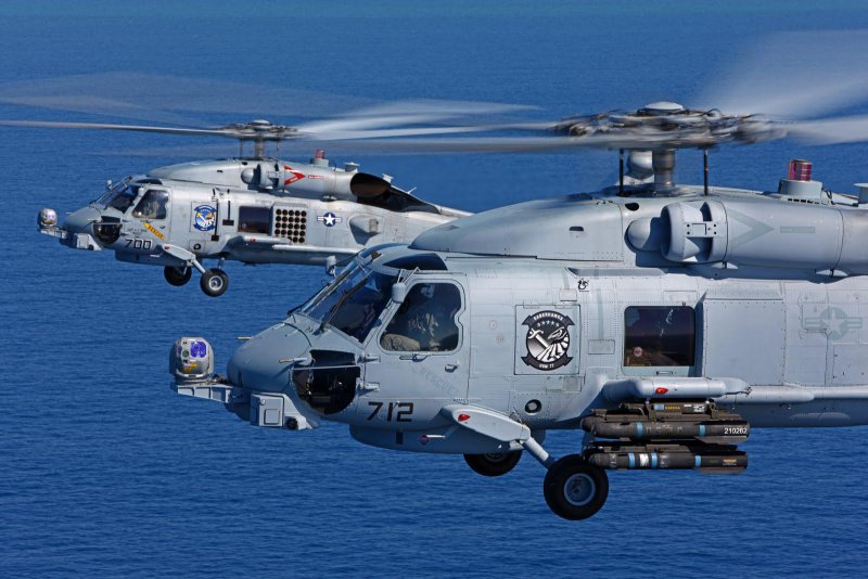 Вертолет MH-60r