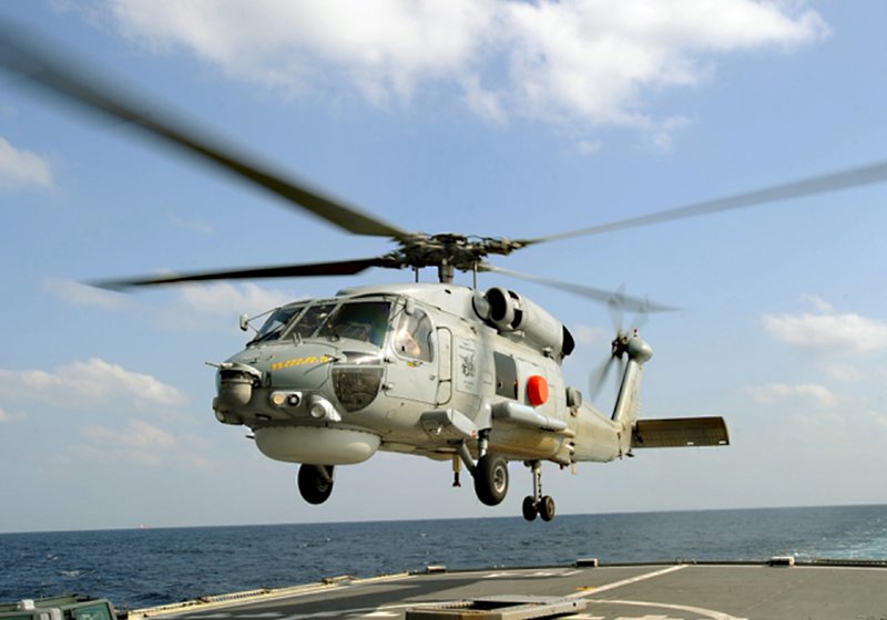 Многоцелевой вертолет sh-60 "Sea Hawk"