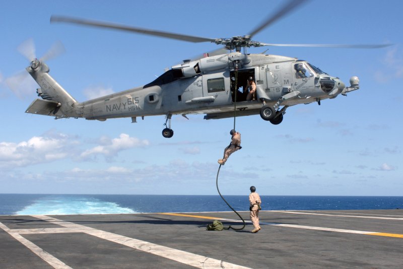 Sikorsky sh-60 Black Hawk